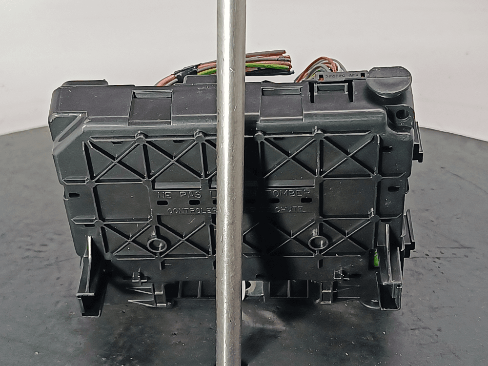 Блок BSM к Peugeot 307 (01-05)