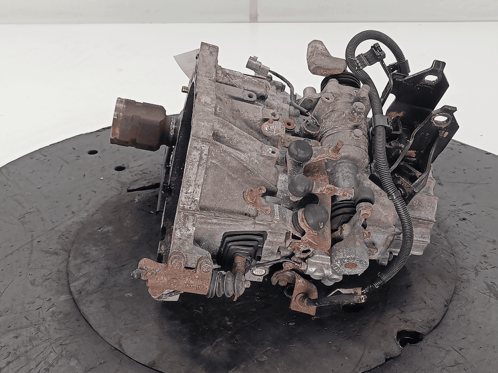 КПП механическая (МКПП) к Toyota Yaris 2 (05-09)
