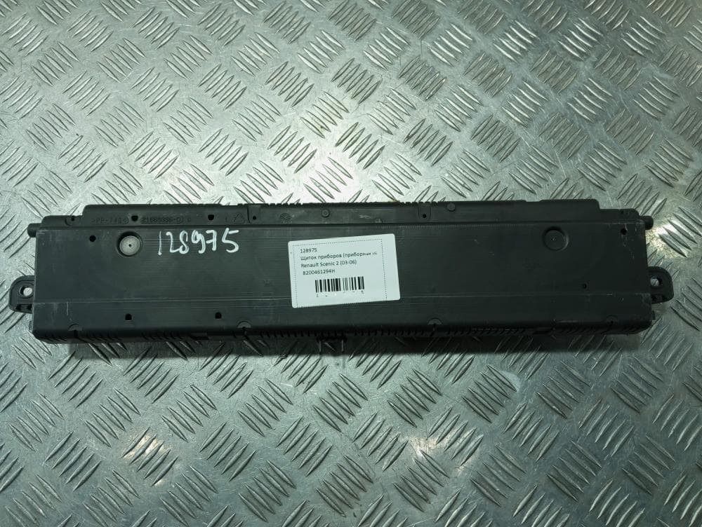 Щиток приборов (приборная панель) к Renault Scenic 2 (03-06)