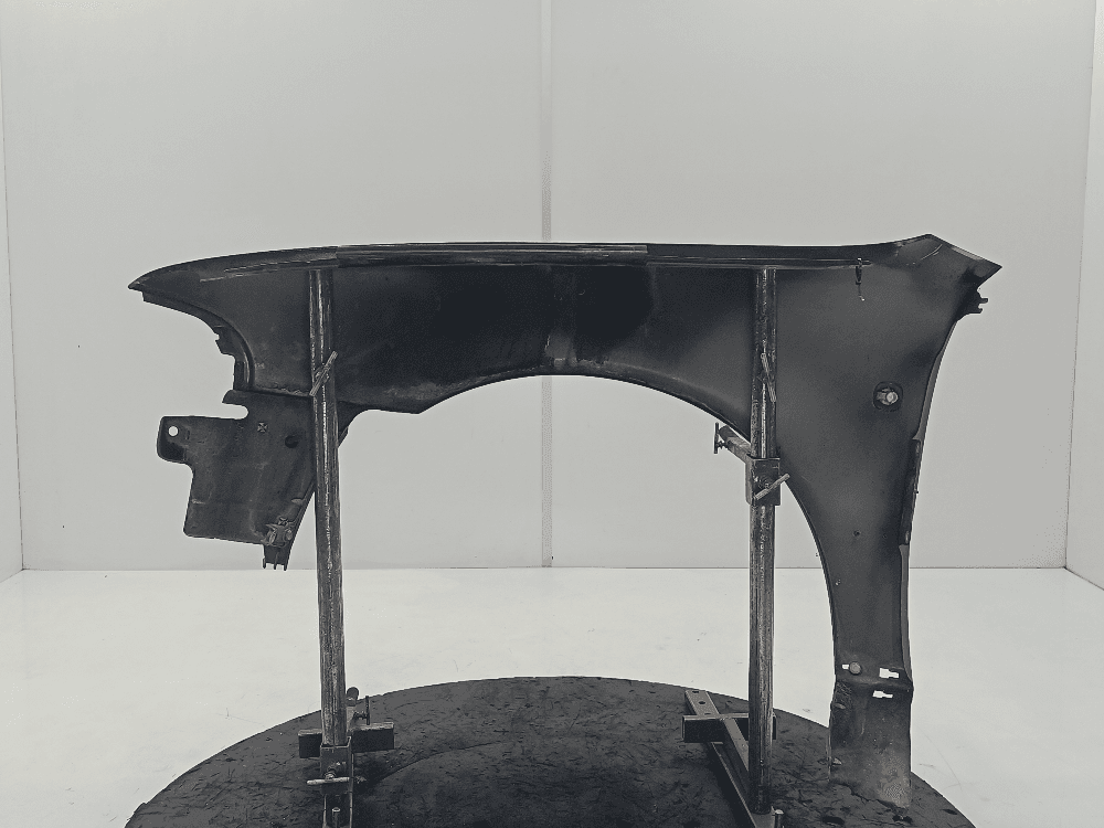 Крыло переднее правое к Audi A4 B5 (94-99)