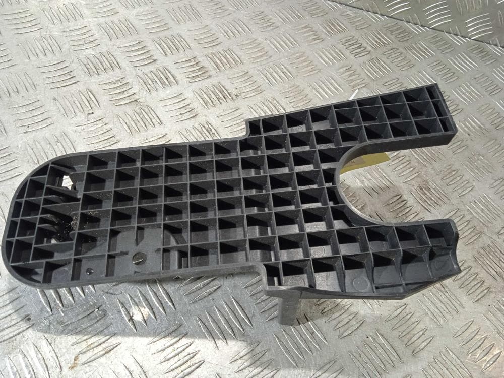 Кронштейн к Tesla Model X (15-21)