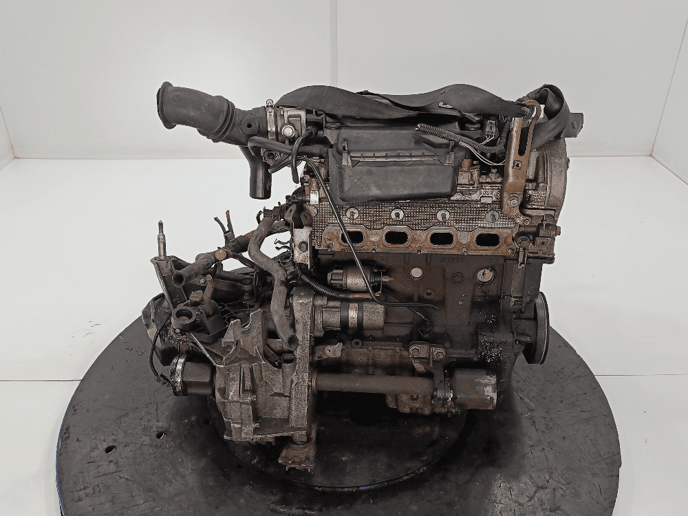 Двигатель к Renault Scenic 2 (03-06)