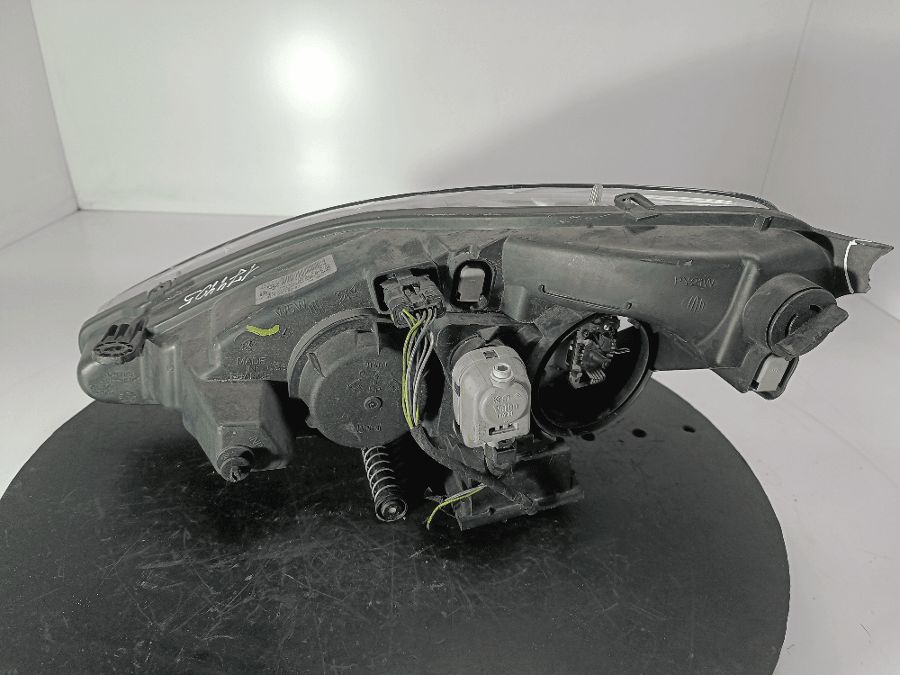 Фара правая к Peugeot 607 Рестайлинг (04-09)