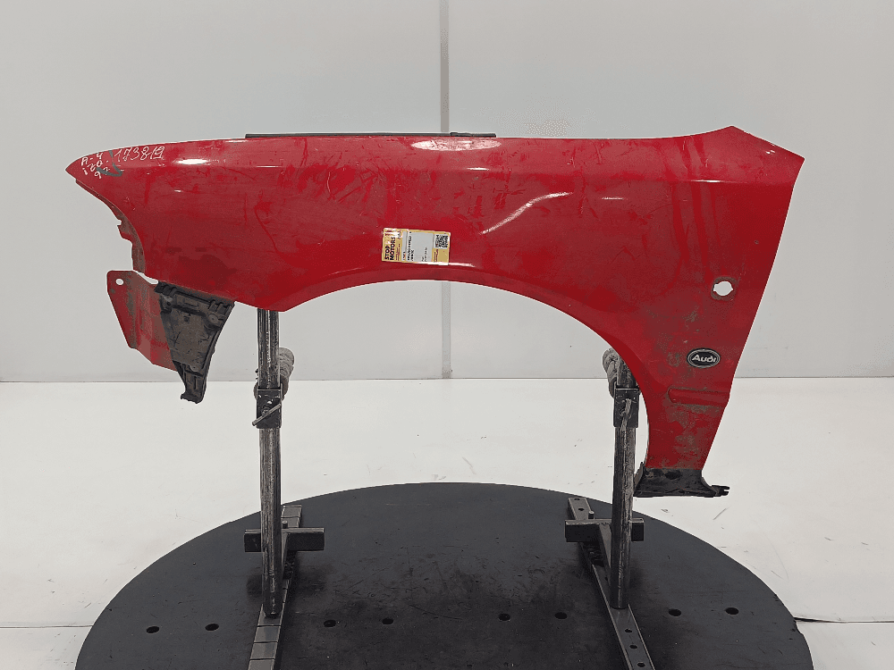 Крыло переднее левое к Audi A4 B5 (94-99)