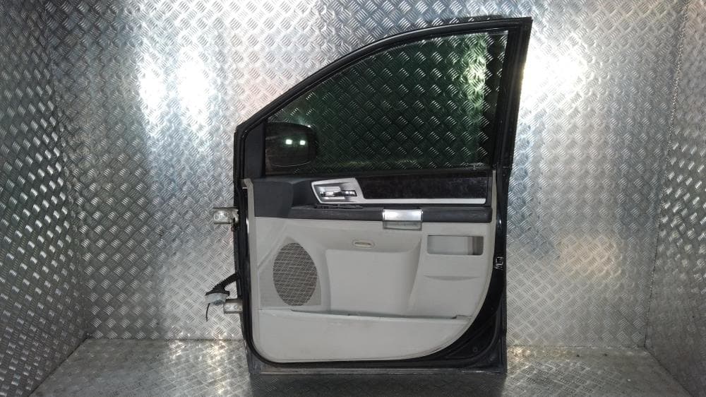 Дверь передняя правая к Chrysler Grand Voyager 5 (07-10)