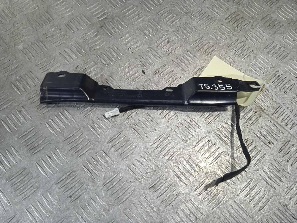 Кронштейн к Tesla Model X (15-21)