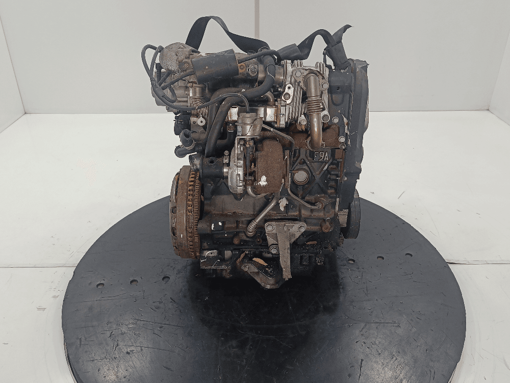 Двигатель к Renault Scenic 2 (03-06)