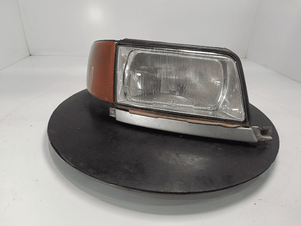 Фара правая к Audi 100 C4 (90-94)