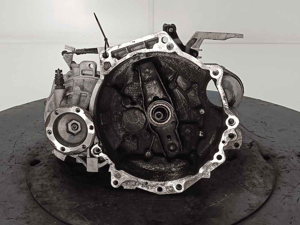КПП механическая (МКПП) к Volkswagen Polo 4 (01-05)