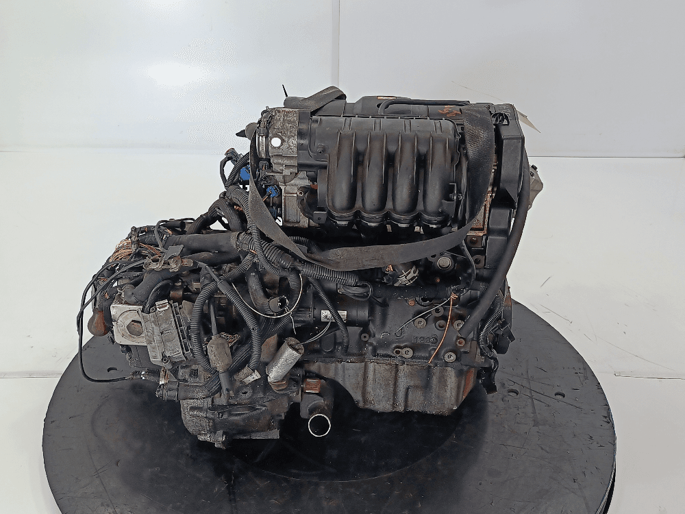 Двигатель к Peugeot 307 (01-05)