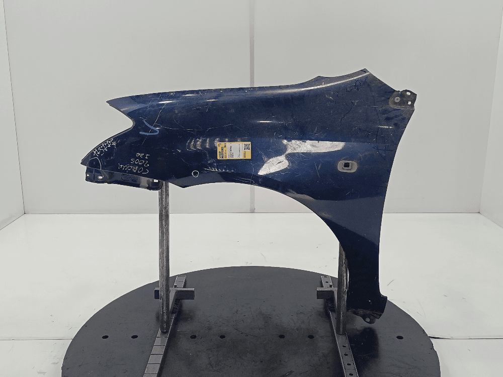 Крыло переднее левое к Toyota Corolla E120/E130 (02-04)