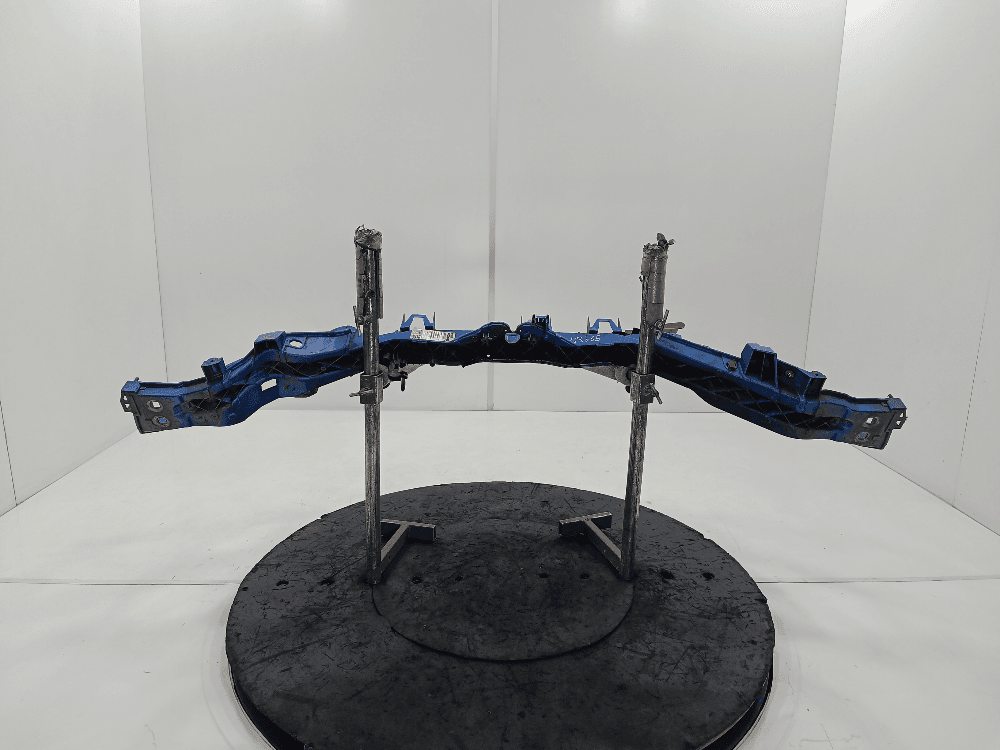 Передняя панель крепления облицовки (телевизор) к Ford C-Max 1 (03-07)