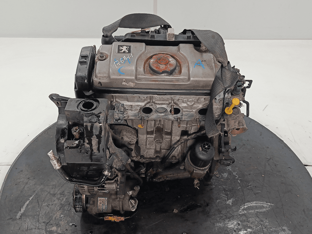 Двигатель к Peugeot 206 1 (98-03)