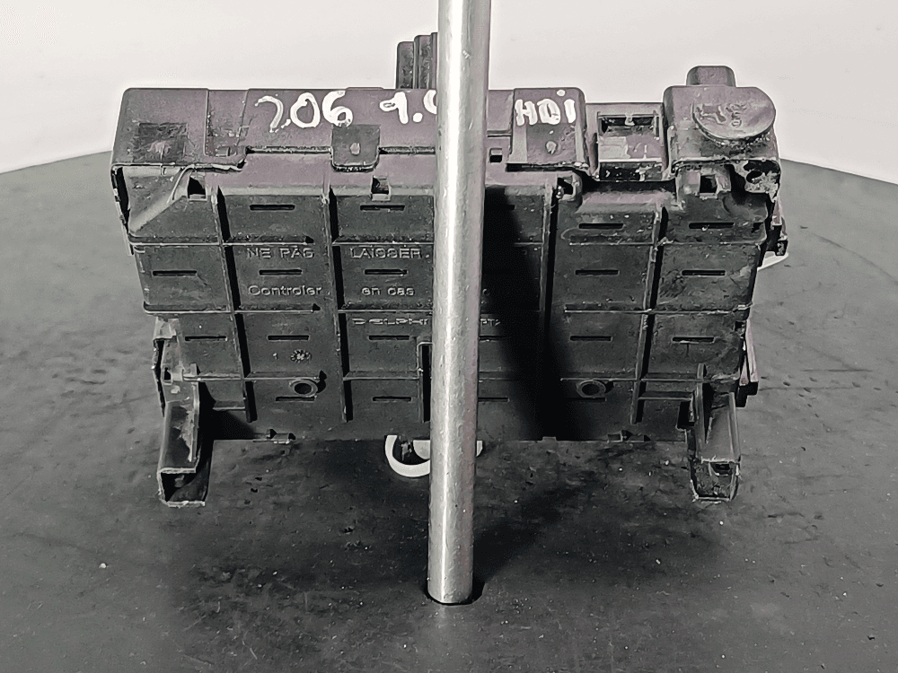 Блок BSM к Peugeot 307 (01-05)