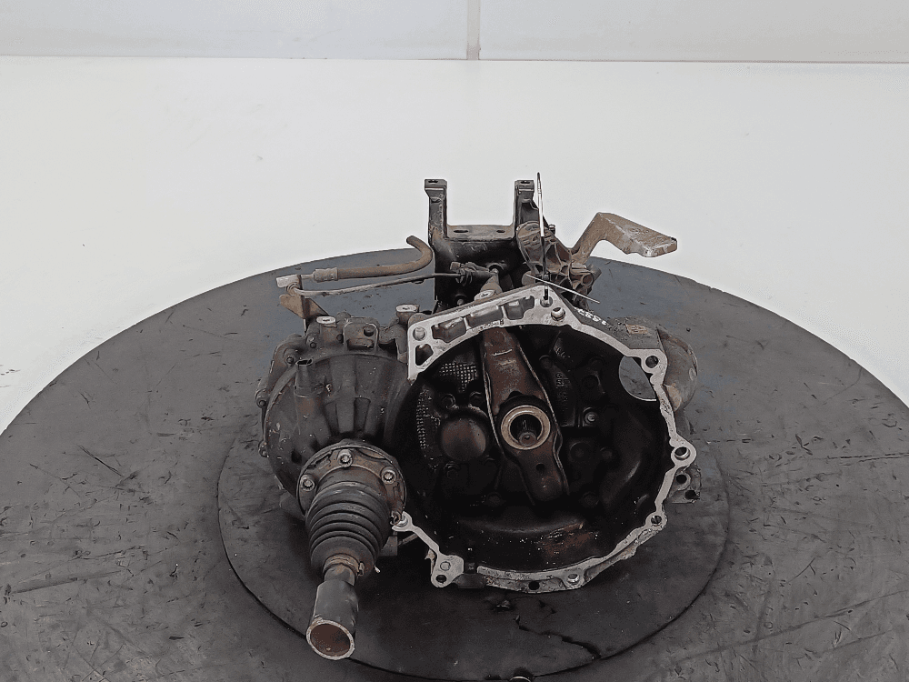 КПП механическая (МКПП) к Volkswagen Polo 4 (01-05)