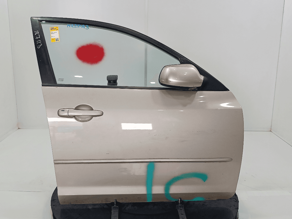 Дверь передняя правая к Mazda 3 BK (03-06)