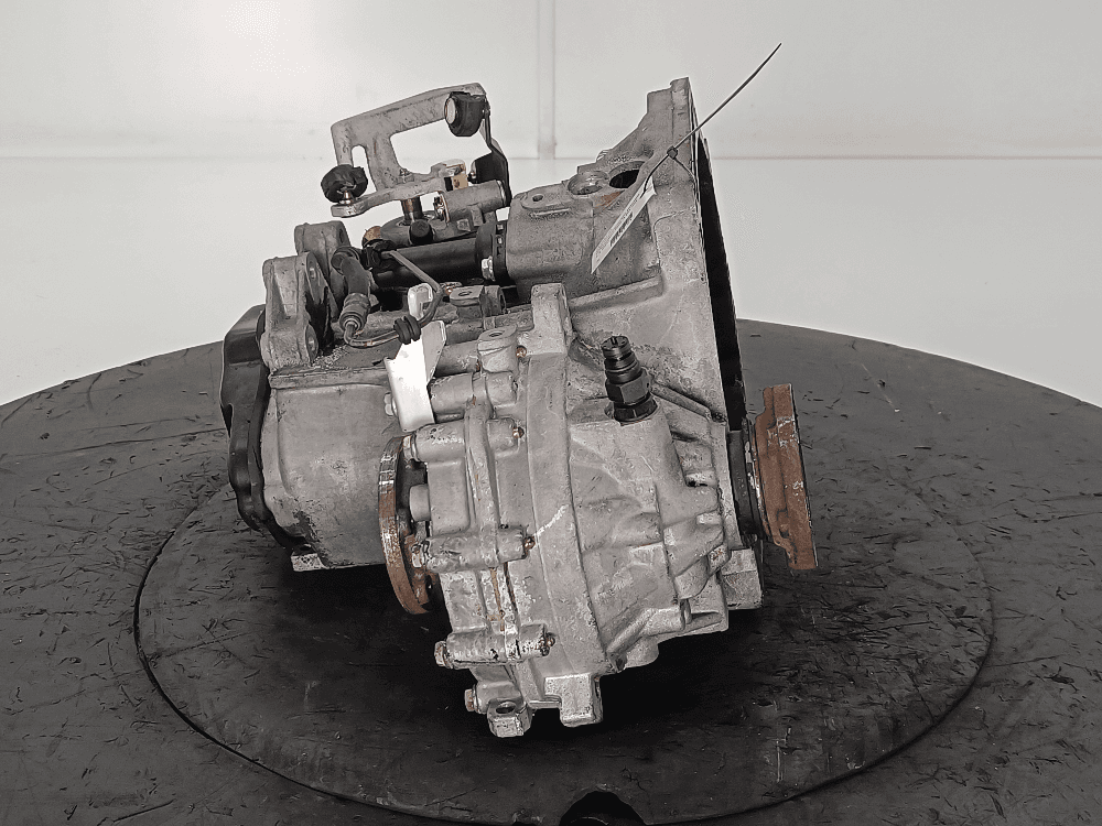 КПП механическая (МКПП) к Volkswagen Polo 4 (01-05)
