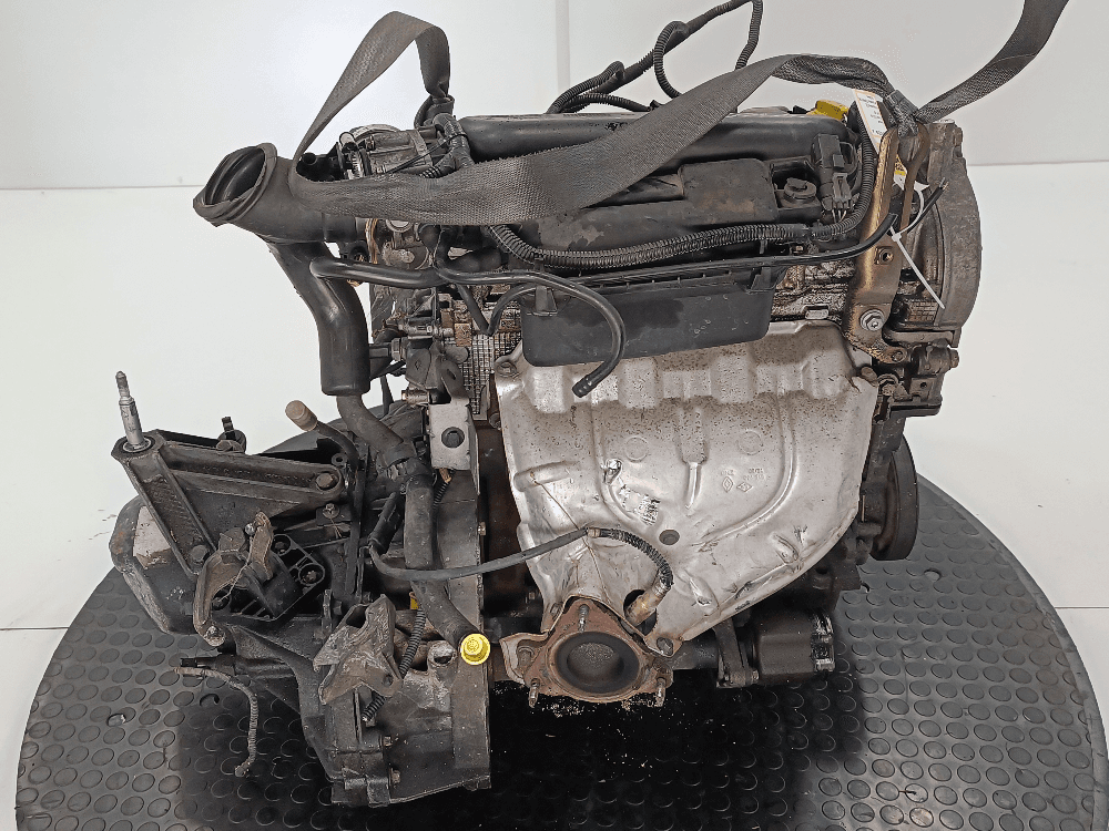 Двигатель к Renault Scenic 2 (03-06)