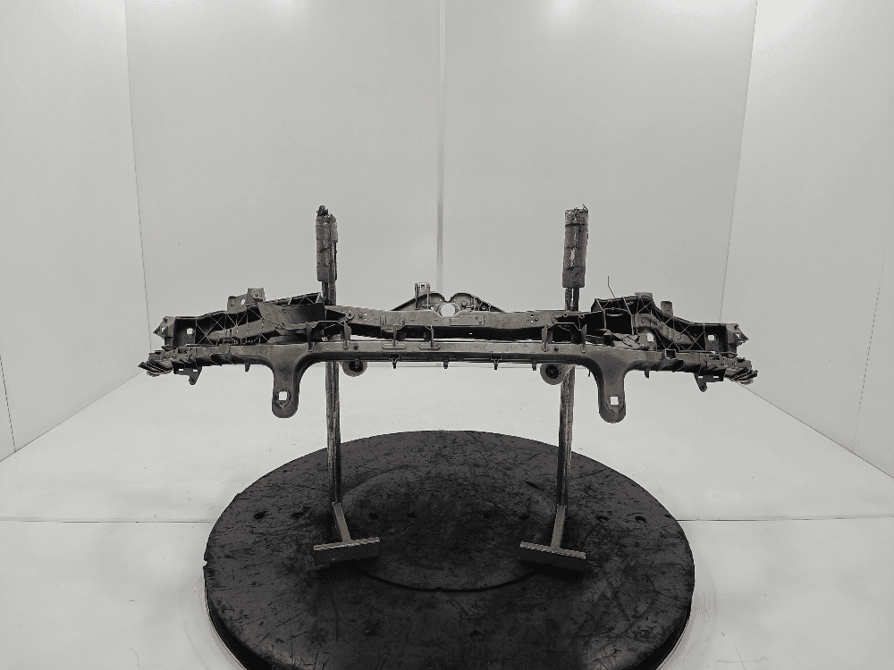 Передняя панель крепления облицовки (телевизор) к Ford C-Max 1 (03-07)