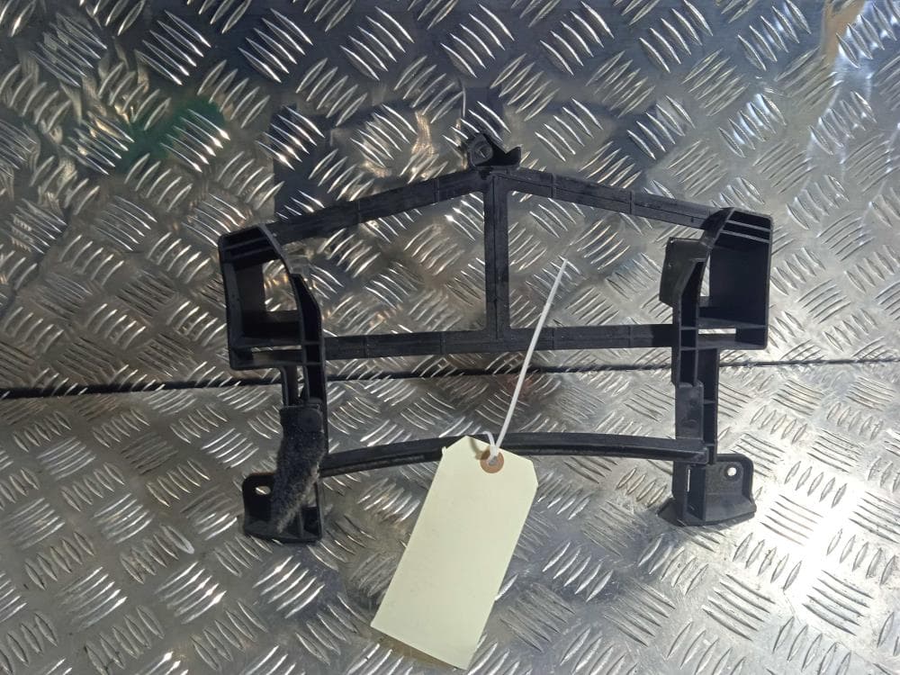 Кронштейн к Tesla Model X (15-21)