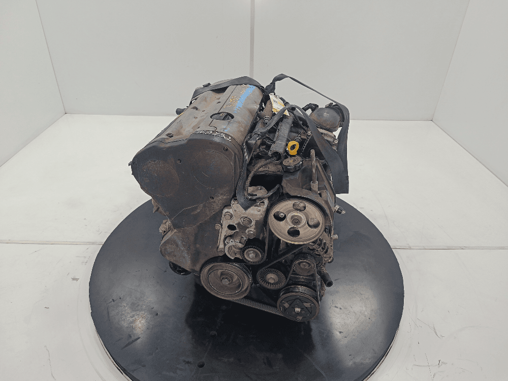 Двигатель к Citroen C5 1 (01-04)