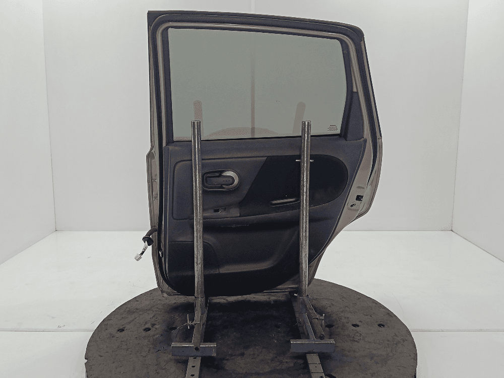 Дверь задняя правая к Nissan  Note E11 Рестайлинг (09-14)