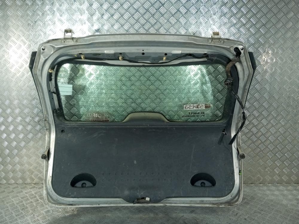 Крышка багажника (дверь 3-5) к Renault Megane 2 (02-06)