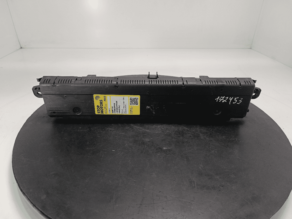 Щиток приборов (приборная панель) к Renault Scenic 2 Рестайлинг (06-09)