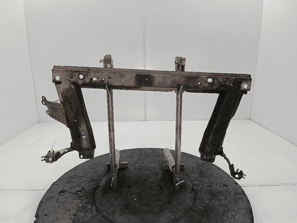 ΠΠ°Π»ΠΊΠ° ΠΏΠΎΠ΄ ΡΠ°Π΄ΠΈΠ°ΡΠΎΡ ΠΊ Renault Scenic 2 Π Π΅ΡΡΠ°ΠΉΠ»ΠΈΠ½Π³ (06-09)